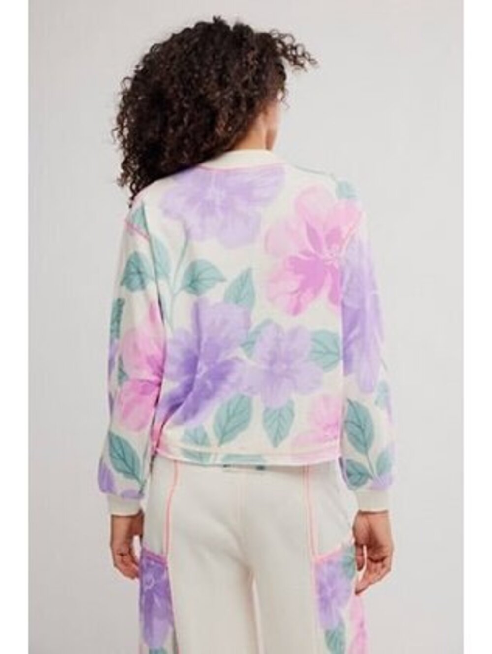 Summer Loving Pullover - Picture 2 of 2